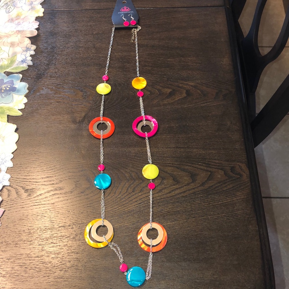 A brand new set of necklace and earrings